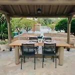 Wooden Stories Villa *
