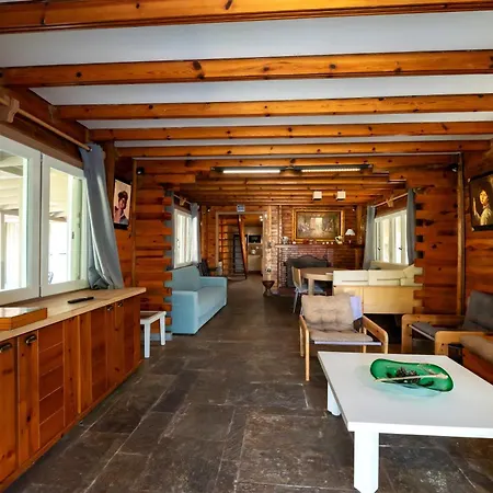 Wooden Stories Villa *