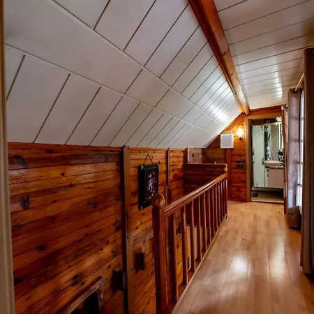 Villa Wooden Stories Isthmia