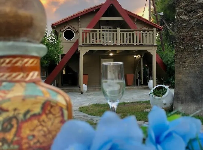 Wooden Stories Истмия